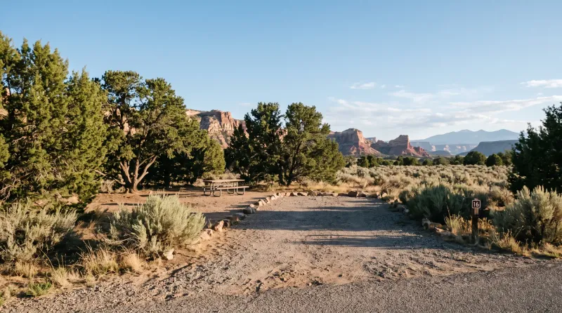 Utah landscape, backdrop for the RV Park Hubs Moab directory